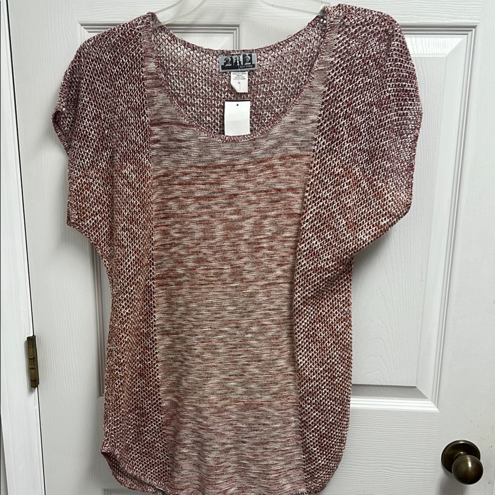 Women's lightweight Knit Top NWT